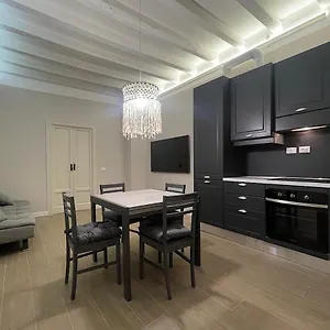 E D'epoca Appartement